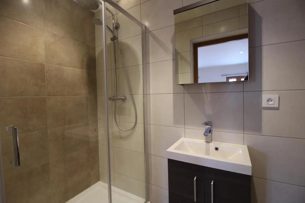 Chalet Soflo -5 Flocons Or - 3 Vallees - Saint-Martin-De-Belleville-9Personnes-130M2