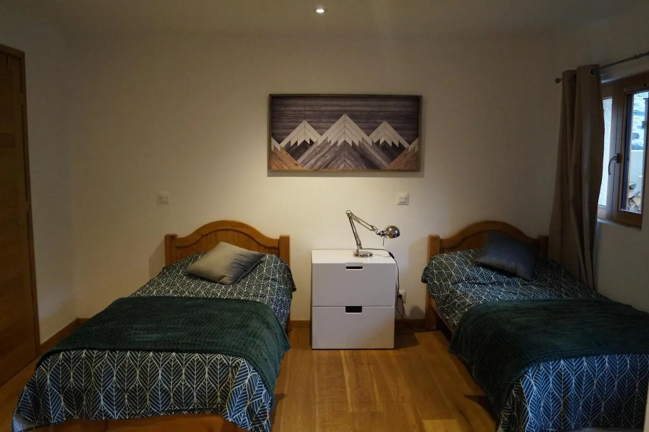 Chalet Soflo -5 Flocons Or - 3 Vallees - Saint-Martin-De-Belleville-9Personnes-130M2